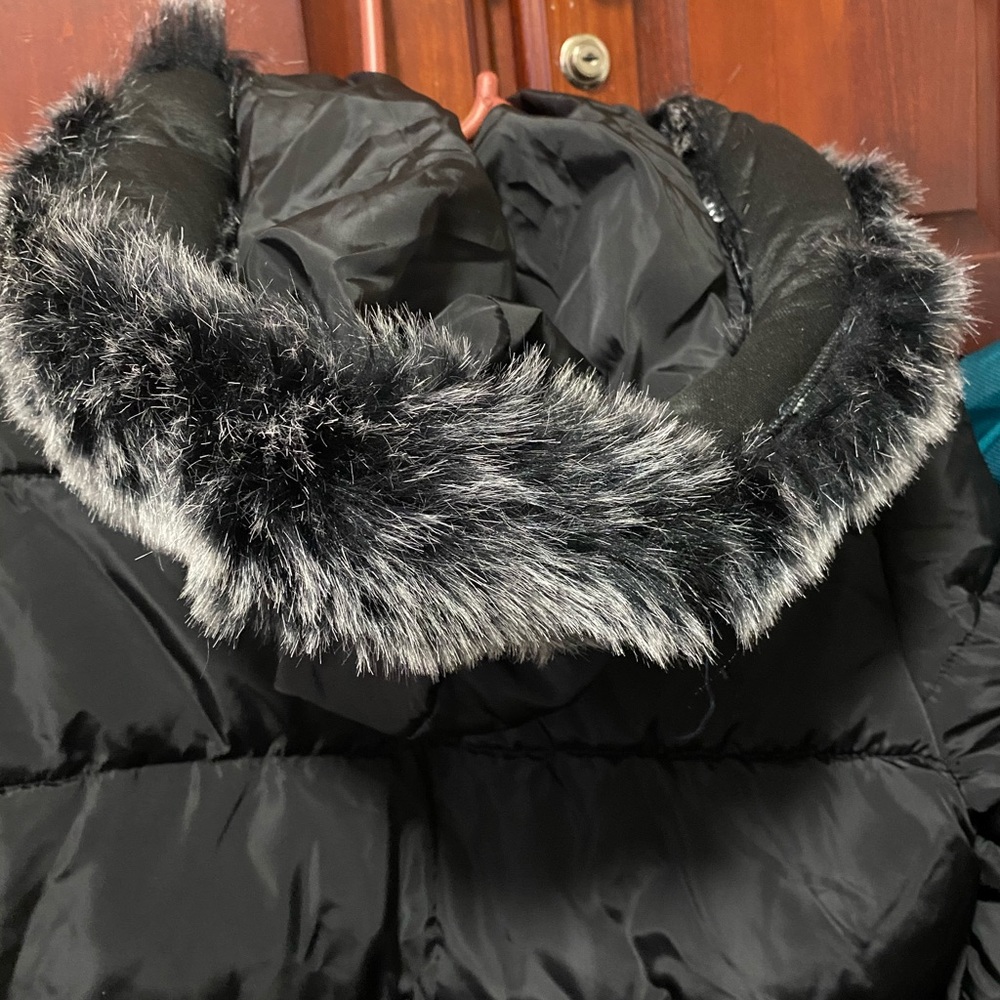 Coat - Picture 7 of 14
